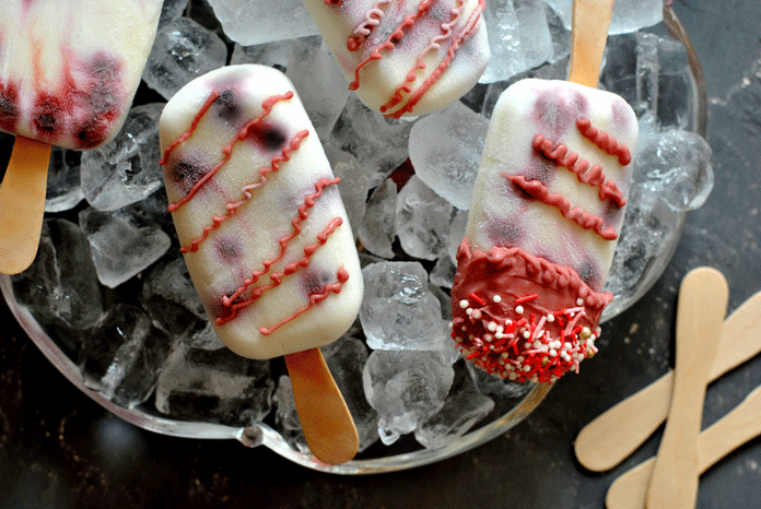 ארטיק יוגורט משובץ פטל ואוכמניות