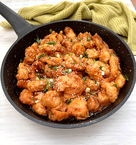 קוביות חזה עוף בטמפורה, ברוטב פיקנטי