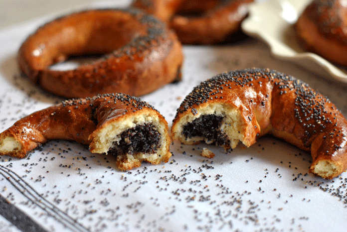 Poppy seed crescent cookies